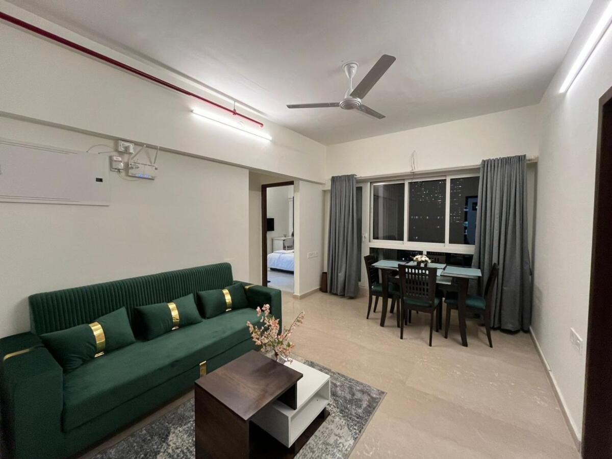 2Bhk Plus Living Room Near Nesco Malad East West Mumbai Exterior foto